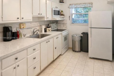 Купить кондоминиум в Майами, Флорида 2 спальни, 96.25м2, № 2029101 - фото 6