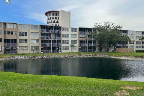 Condo à Miami, Floride, 2 chambres № 2029101