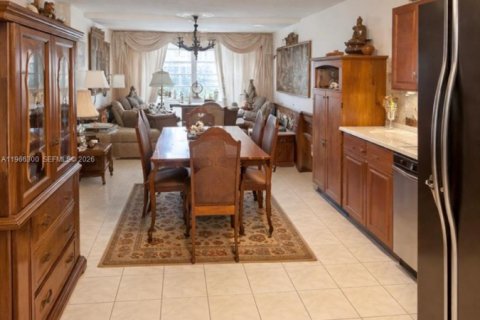 Купить кондоминиум в Майами, Флорида 2 спальни, 96.25м2, № 2029101 - фото 5