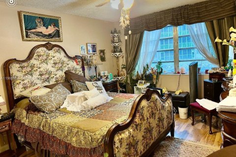 Copropriété à vendre à Miami, Floride: 2 chambres, 96.25 m2 № 2029101 - photo 2