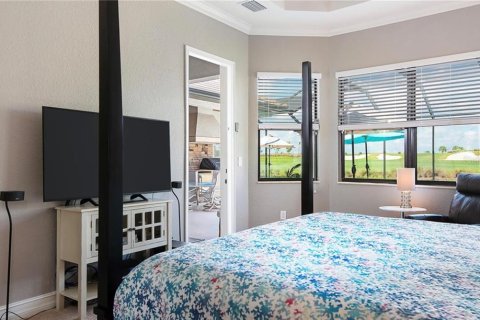House in LAKEWOOD NATIONAL in Bradenton, Florida 4 bedrooms, 236.25 sq.m. № 213385 - photo 20