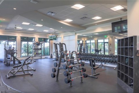 House in LAKEWOOD NATIONAL in Bradenton, Florida 4 bedrooms, 236.25 sq.m. № 213385 - photo 4