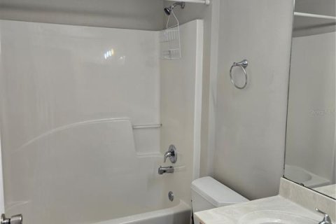 Снять в аренду виллу или дом в Орландо, Флорида 3 спальни, 146.69м2, № 1825205 - фото 11