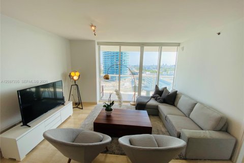 Condo in Miami Beach, Florida, 2 bedrooms  № 2391926 - photo 6