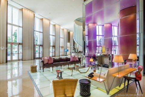 Condo in Miami Beach, Florida, 2 bedrooms  № 2391926 - photo 22