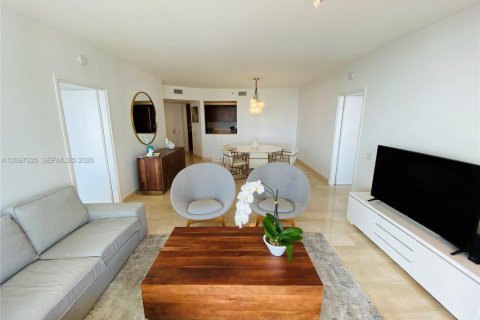 Condo in Miami Beach, Florida, 2 bedrooms  № 2391926 - photo 7