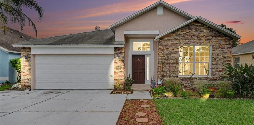 Villa ou maison à Orlando, Floride 4 chambres, 183.57 m2 № 2388903