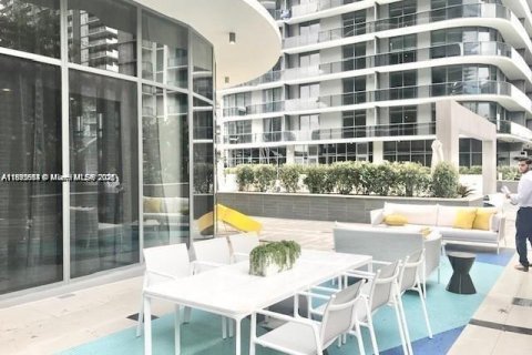 Condo in Miami, Florida, 1 bedroom  № 2081474 - photo 26