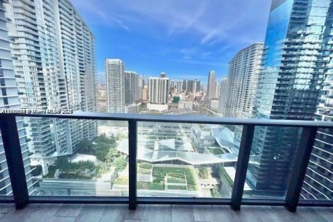 Condo in Miami, Florida, 1 bedroom № 2081474