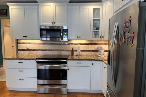 Casa en alquiler en Sarasota, Florida, 3 dormitorios, 198.9 m2 № 1561557 - foto 4
