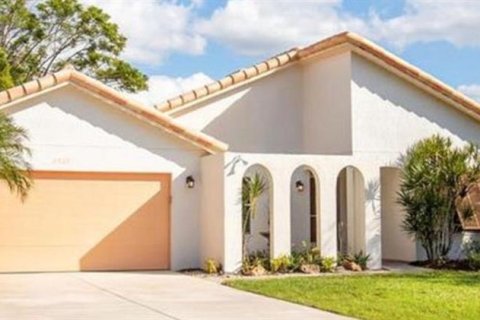 Casa en alquiler en Sarasota, Florida, 3 dormitorios, 198.9 m2 № 1561557 - foto 1