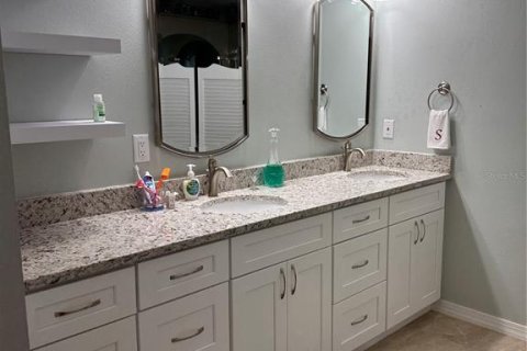 Casa en alquiler en Sarasota, Florida, 3 dormitorios, 198.9 m2 № 1561557 - foto 12