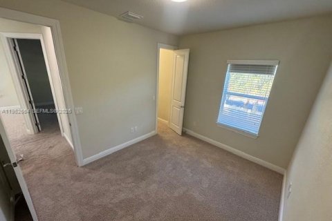 Снять в аренду виллу или дом в Холливуд, Флорида 3 спальни, 174.75м2, № 2008098 - фото 10