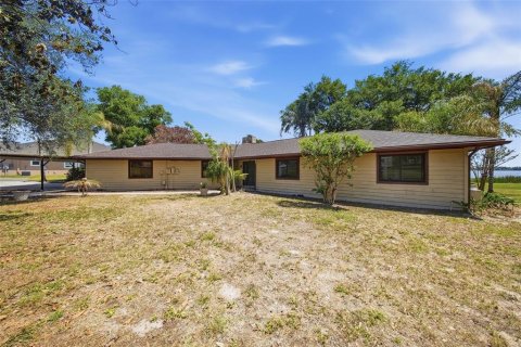 Villa ou maison à vendre à Lake Alfred, Floride: 3 chambres, 174.28 m2 № 2329661 - photo 2