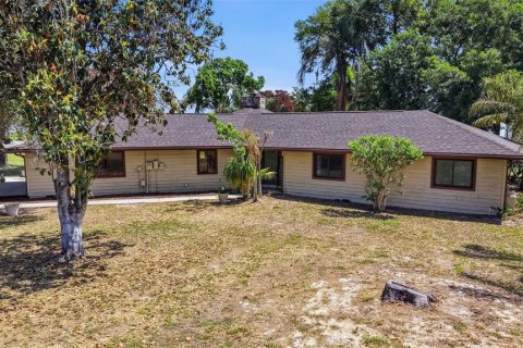 Villa ou maison à vendre à Lake Alfred, Floride: 3 chambres, 174.28 m2 № 2329661 - photo 5
