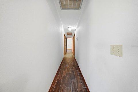 Villa ou maison à vendre à Lake Alfred, Floride: 3 chambres, 174.28 m2 № 2329661 - photo 15