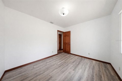 Villa ou maison à vendre à Lake Alfred, Floride: 3 chambres, 174.28 m2 № 2329661 - photo 23