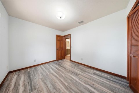 Villa ou maison à vendre à Lake Alfred, Floride: 3 chambres, 174.28 m2 № 2329661 - photo 21