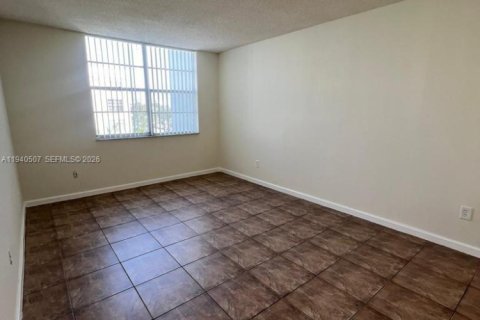 Appartement à louer à Miami, Floride: 1 chambre, 76.74 m2 № 1997697 - photo 6