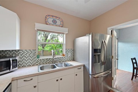 Touwnhouse à vendre à Palmetto, Floride: 3 chambres, 106.09 m2 № 1833298 - photo 13