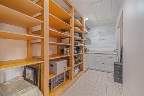Casa en venta en Saint Petersburg, Florida, 3 dormitorios, 157.38 m2 № 1798412 - foto 24