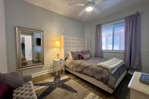 Condo in Hutchinson Island South, Florida, 3 bedrooms  № 1904090 - photo 28