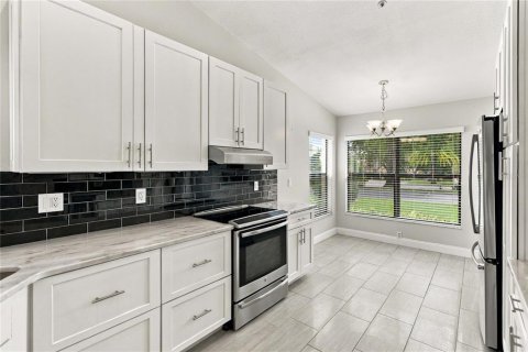 Touwnhouse à vendre à Altamonte Springs, Floride: 3 chambres, 164.16 m2 № 2408964 - photo 10