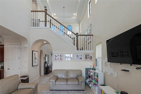 Casa en venta en Pembroke Pines, Florida, 4 dormitorios, 223.06 m2 № 2064392 - foto 21