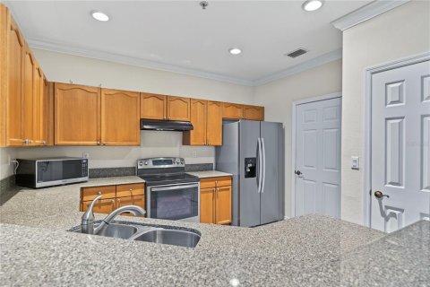 Copropriété à vendre à Windermere, Floride: 3 chambres, 135.17 m2 № 2413538 - photo 4