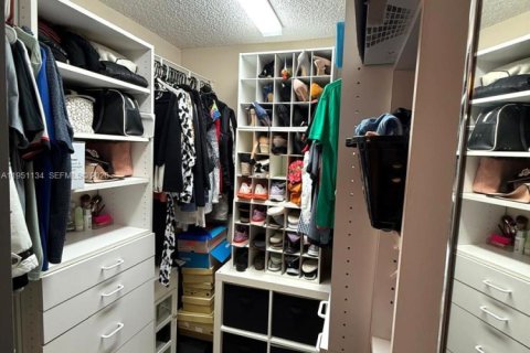 Купить виллу или дом в Уэстон, Флорида 3 спальни, 131.92м2, № 2008535 - фото 18