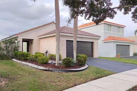 Купить виллу или дом в Уэстон, Флорида 3 спальни, 131.92м2, № 2008535 - фото 2