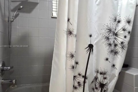 Купить виллу или дом в Уэстон, Флорида 3 спальни, 131.92м2, № 2008535 - фото 21