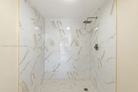 Condominio en venta en Miami, Florida, 3 dormitorios, 156.82 m2 № 1842818 - foto 29