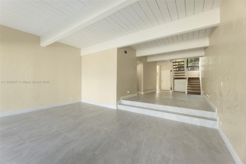 Condominio en venta en Miami, Florida, 3 dormitorios, 156.82 m2 № 1842818 - foto 9