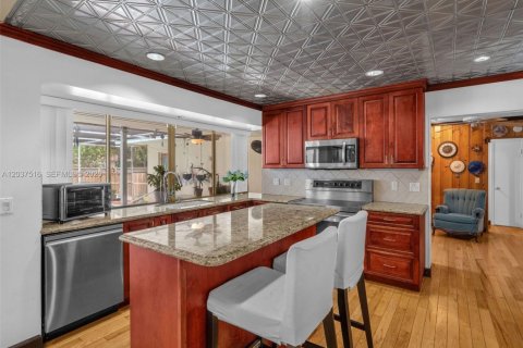 Casa en venta en Hollywood, Florida, 4 dormitorios № 2186339 - foto 27
