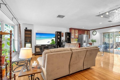 Casa en venta en Hollywood, Florida, 4 dormitorios № 2186339 - foto 17