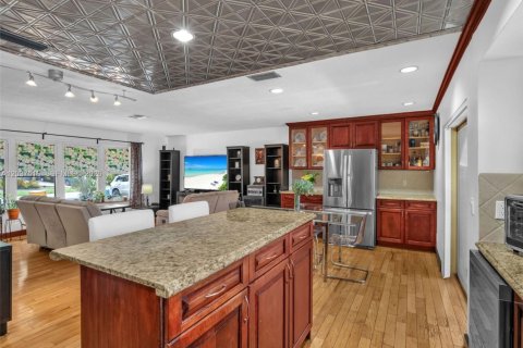 Casa en venta en Hollywood, Florida, 4 dormitorios № 2186339 - foto 25