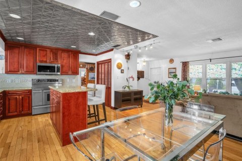 Casa en venta en Hollywood, Florida, 4 dormitorios № 2186339 - foto 21