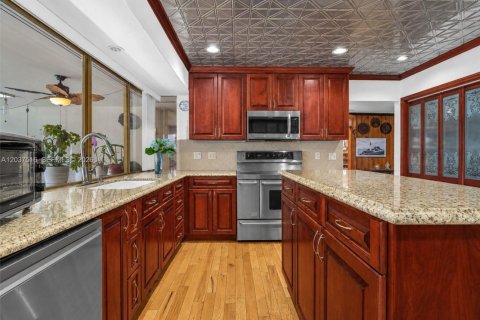 Casa en venta en Hollywood, Florida, 4 dormitorios № 2186339 - foto 24