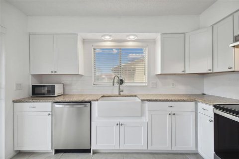 Condominio en venta en New Port Richey, Florida, 2 dormitorios, 106.28 m2 № 2147797 - foto 2