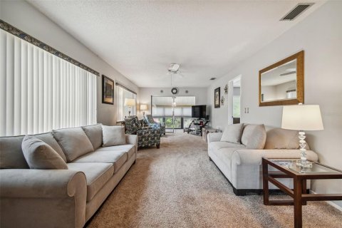 Condominio en venta en New Port Richey, Florida, 2 dormitorios, 106.28 m2 № 2147797 - foto 4