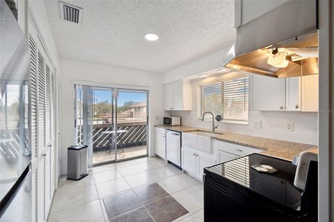 Condominio en venta en New Port Richey, Florida, 2 dormitorios, 106.28 m2 № 2147797 - foto 3