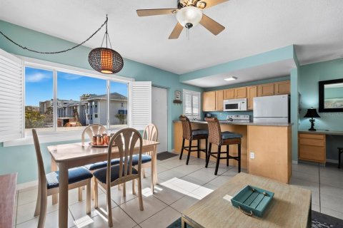 Condo in Sarasota, Florida, 1 bedroom № 2408702 - photo 7