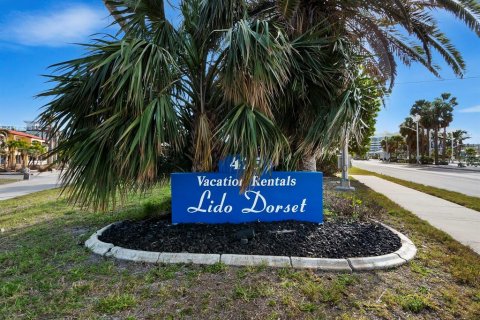 Condo in Sarasota, Florida, 1 bedroom № 2408702 - photo 22