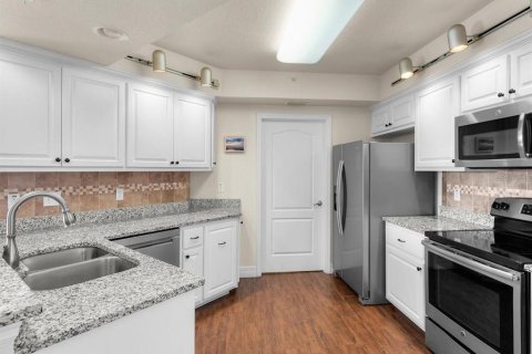 Condominio en alquiler en New Smyrna Beach, Florida, 2 dormitorios, 128.58 m2 № 1296245 - foto 13