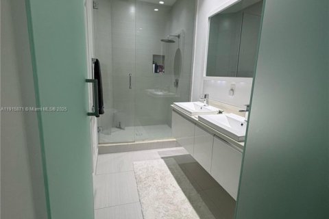 Copropriété à vendre à Doral, Floride: 3 chambres, 156.91 m2 № 1970590 - photo 8