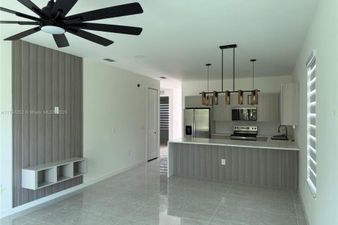 Casa en venta en Punta Gorda, Florida, 3 dormitorios, 126.35 m2 № 1942918 - foto 24