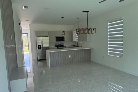 Casa en venta en Punta Gorda, Florida, 3 dormitorios, 126.35 m2 № 1942918 - foto 26