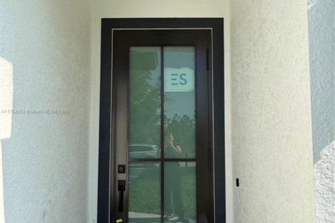 Casa en venta en Punta Gorda, Florida, 3 dormitorios, 126.35 m2 № 1942918 - foto 5