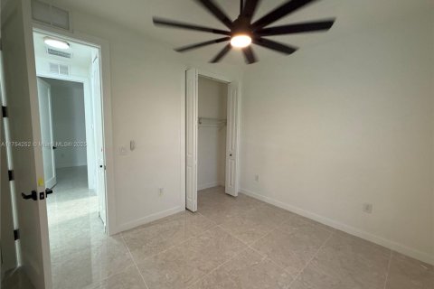 Casa en venta en Punta Gorda, Florida, 3 dormitorios, 126.35 m2 № 1942918 - foto 16